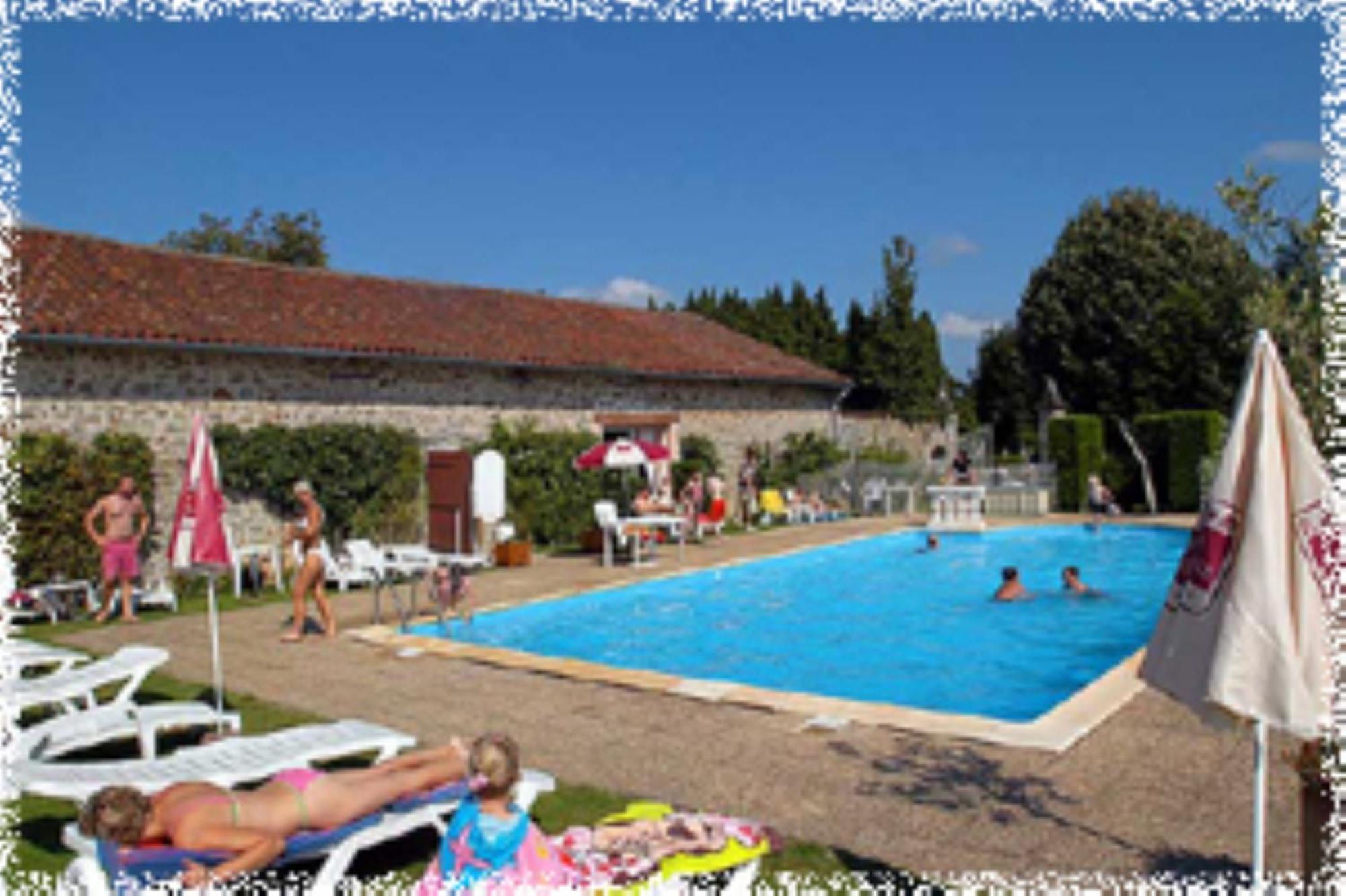 Hotellerie De Plein Air Camping Leychoisier Bonnac-la-Côte Exterior foto
